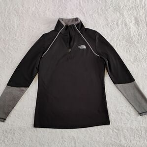 The North Face 100 Cinder 1/4 Zip Athletic Pullover